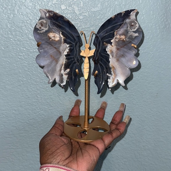 Quartz Accessories - Blue Flower Agate Butterfly and Stand - BLUEFLWTAGTBTFLY-002